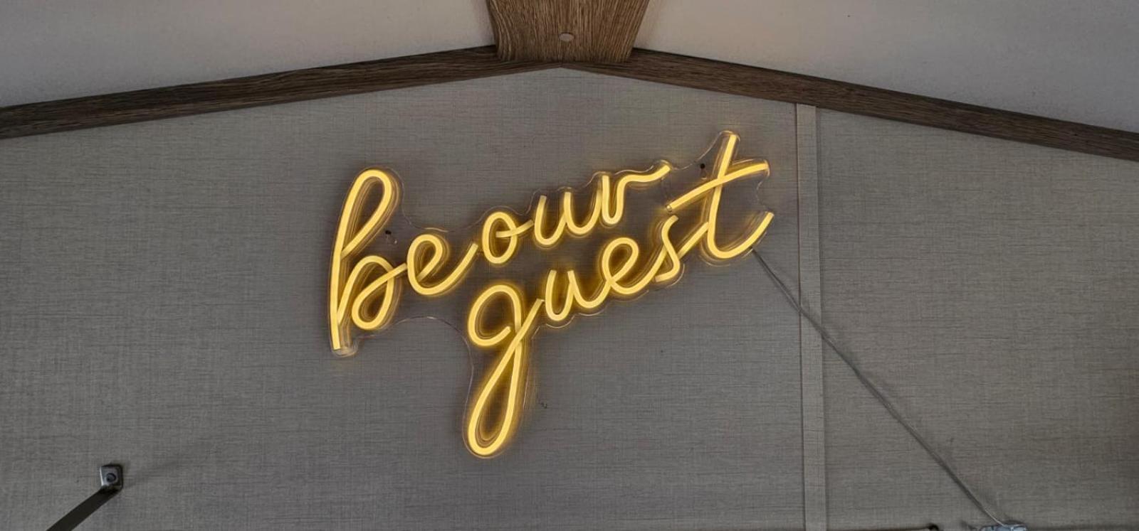 Be Our Guest Hotel Cresswell  Buitenkant foto